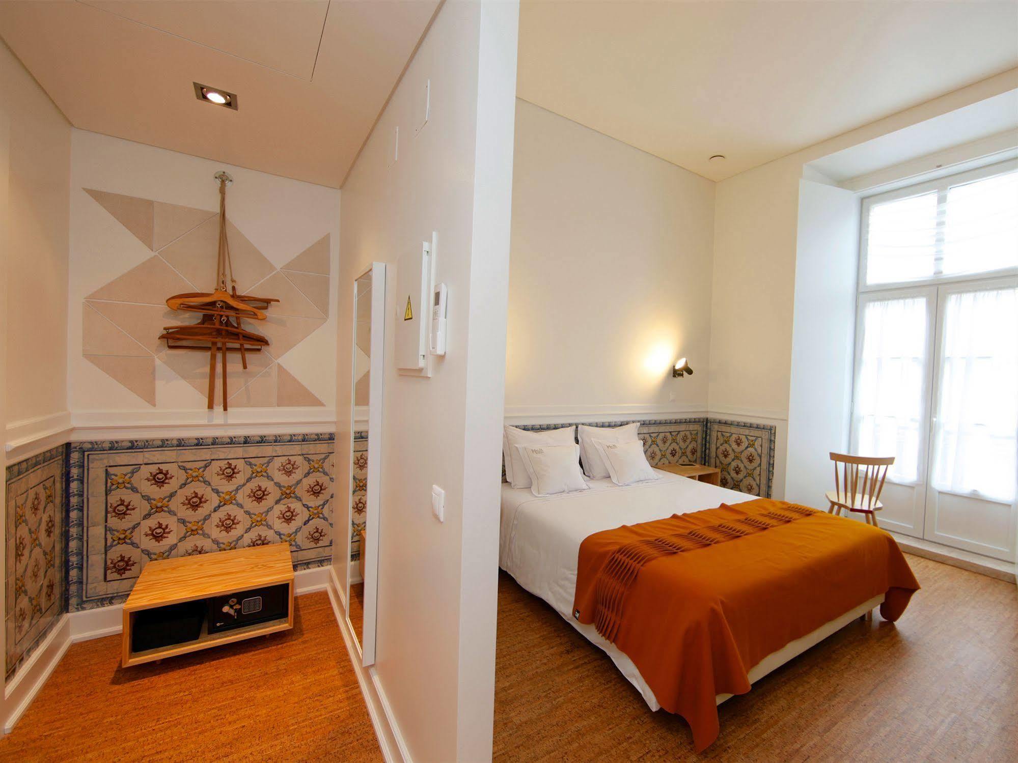Hall Chiado Lisboa Екстериор снимка