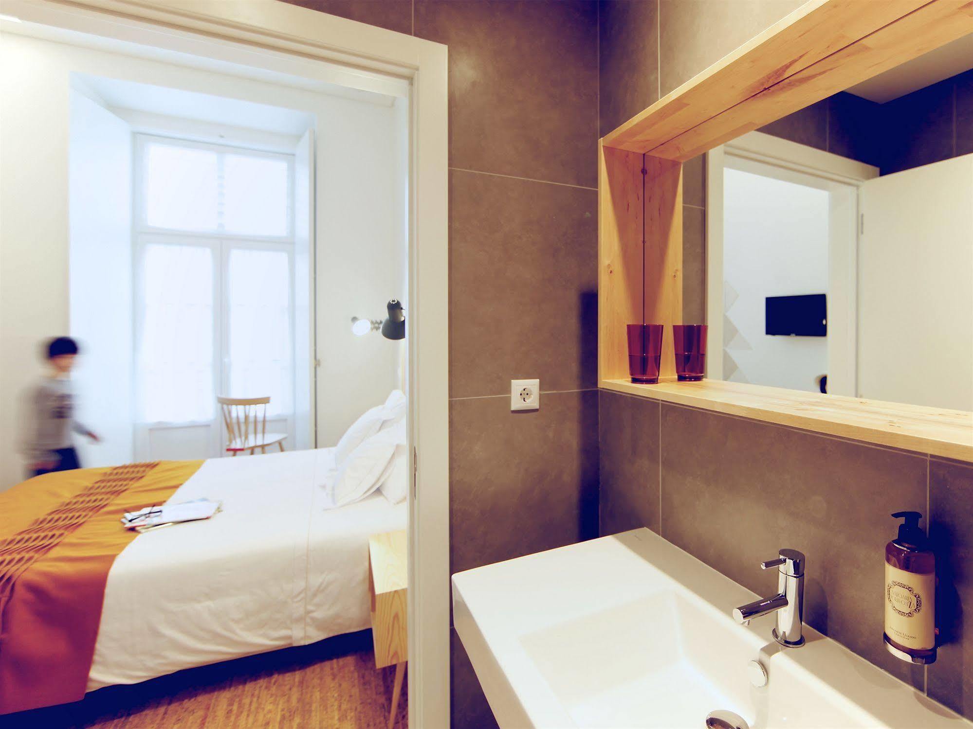 Hall Chiado Lisboa Екстериор снимка